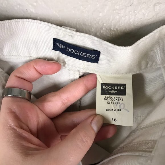 Docker Light Tan Mid-rise Khaki Shorts - Picture 2 of 6